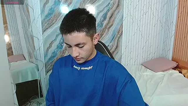 Andres_Tay Live XXX Chat
