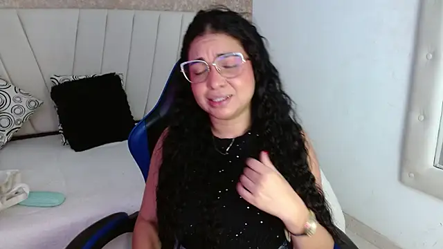 Chat XXX ao vivo de AliceSmity__