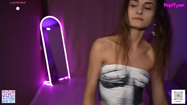 popityan1's Live XXX Chat