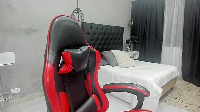 Charlie___Musk élő XXX-chatje