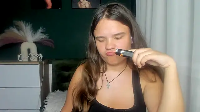 AdeleCruz Live XXX-Chat