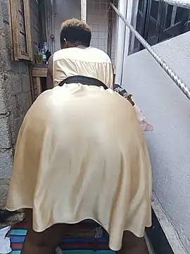 Ledi_brown Adlı Modelin Canlı XXX Sohbeti