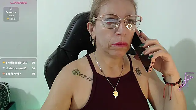 Chayla_Ruiz's Live XXX Chat