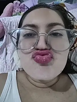 Chat +18 de Fetichista23 ao vivo