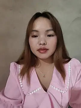 Chat +18 de Mina_xYx ao vivo