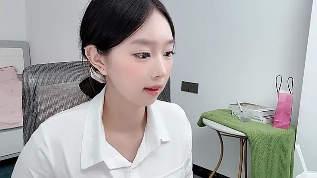 Yoyo33355 Live XXX-Chat
