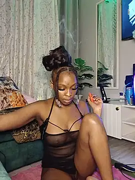 Chat +18 de Yoyo-__ ao vivo