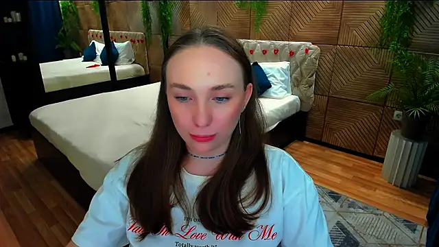 Chat +18 de TrueReincarnation ao vivo