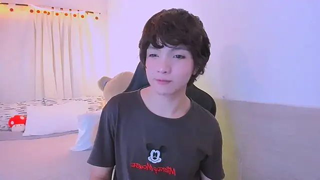 Sweet_Allan 即時 XXX 聊天