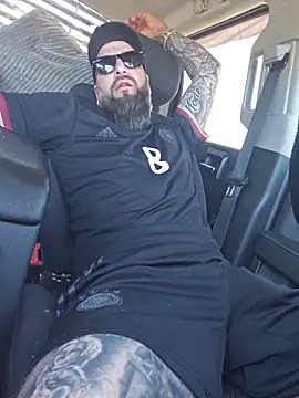 Chat XXX ao vivo de Beardedtattood