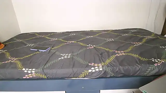 Chat +18 de Miss_Sanika ao vivo