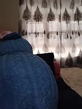 FreakyAngel3X élő XXX-chatje