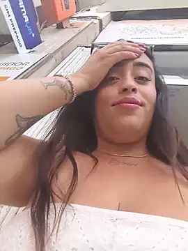 Živý XXX chat MissNyraSecret