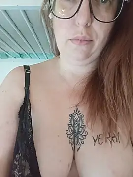 TheBlueDoll Adlı Modelin Canlı XXX Sohbeti