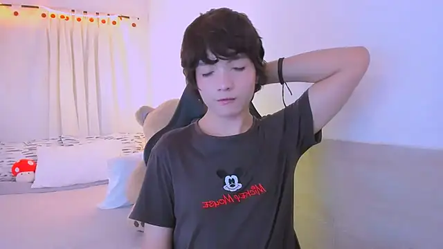 Sweet_Allan 即時 XXX 聊天