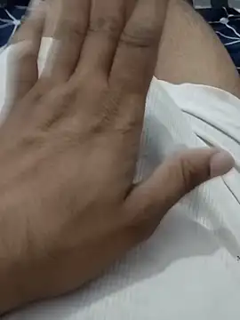 Chat +18 de Rocky-badboy_cum4me ao vivo