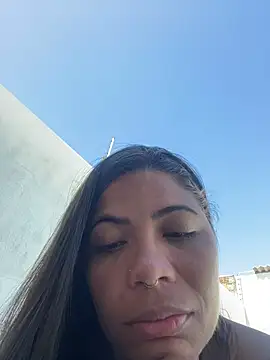 Chat XXX ao vivo de ZahraAmira_
