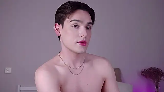 RobbyCharming Adlı Modelin Canlı XXX Sohbeti