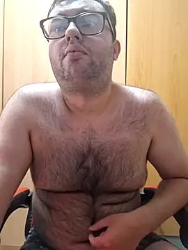 Javier_bear Live XXX-chat