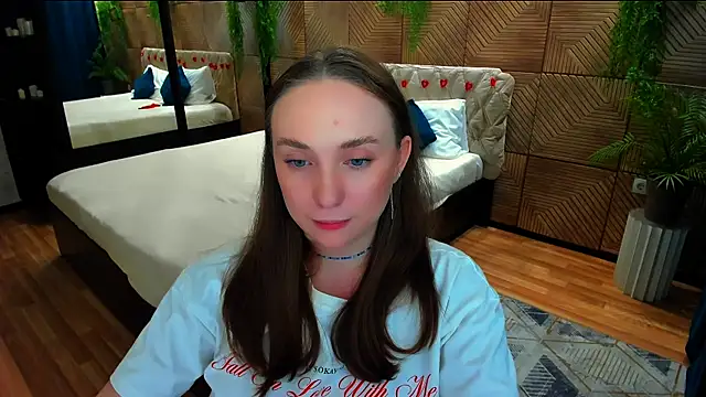 XXX chat uživo modela TrueReincarnation