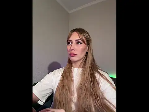 plugmyHDMI's Live XXX Chat
