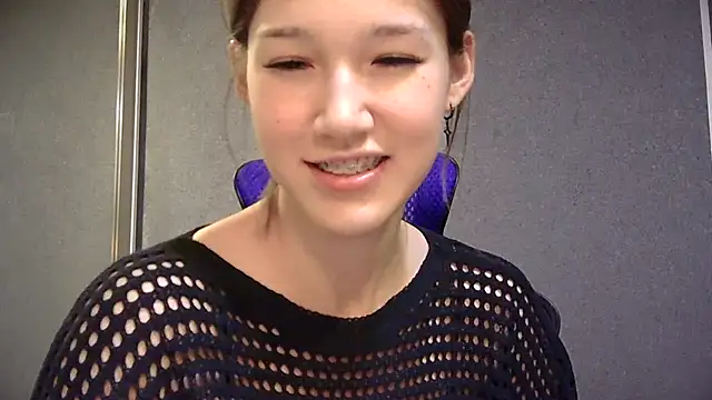 XXX chat uživo modela lilXdomiii
