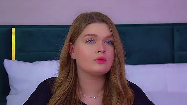 دردشة CrystalLyons الجنسية المباشرة