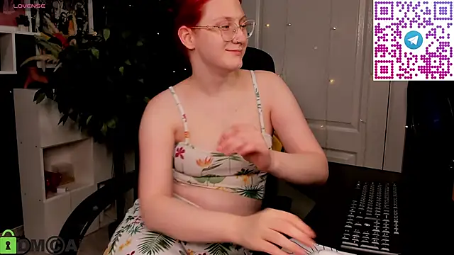 XXX chat uživo modela Queen_Milena