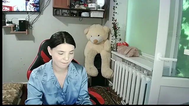 XXX chat uživo modela EllisKiss