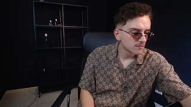 FelixStarkk's Live XXX Chat