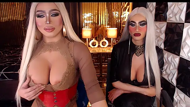 MonstrousCockDiva's Live XXX Chat