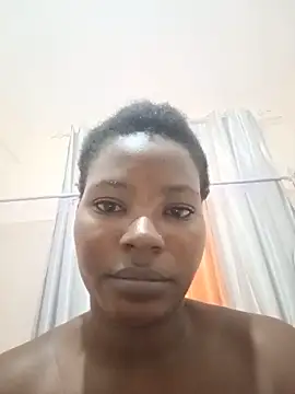 TrishaKalid Adlı Modelin Canlı XXX Sohbeti