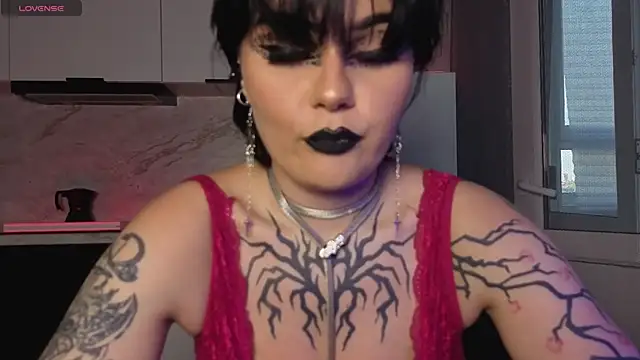 XXX chat uživo modela IntrigueYourDay