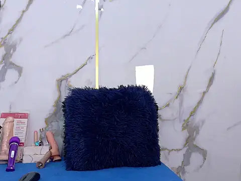 XXX chat uživo modela KarlaSmith__