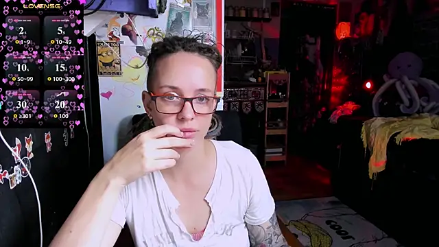 XXX chat uživo modela LisaFoxy_y