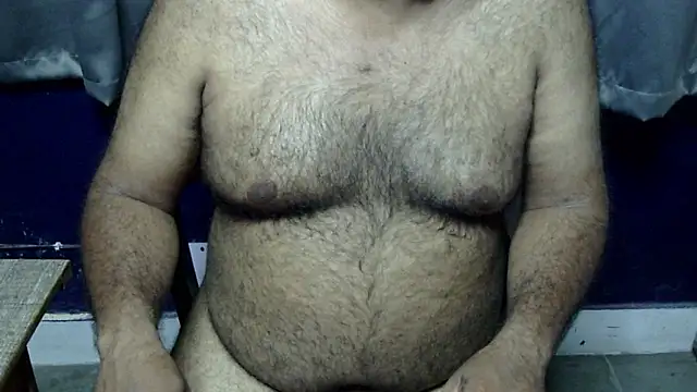 XXX chat uživo modela hairysubcub_70