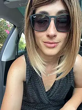 SugarLily24 Live XXX-Chat