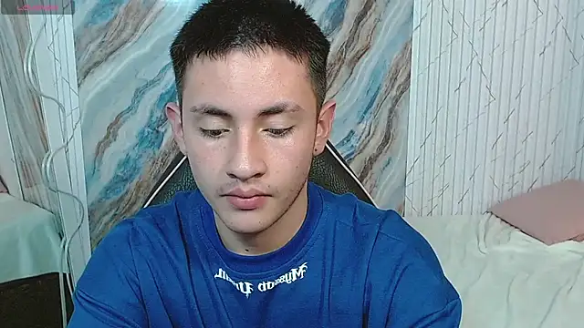 Andres_Tay Adlı Modelin Canlı XXX Sohbeti