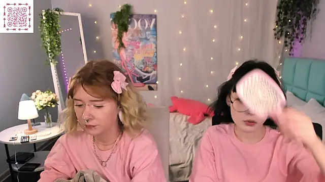צ'אט XXX בשידור חי של Elira_Vane