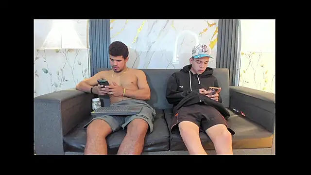 Show de Latins_on_fire na webcam