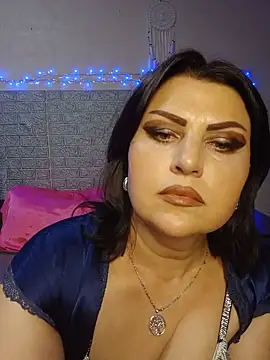 XXX chat uživo modela kataleya94