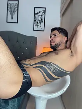 Maximiliano_ford – Naživo XXX chat