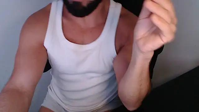 abeardguyone Chat XXX in diretta