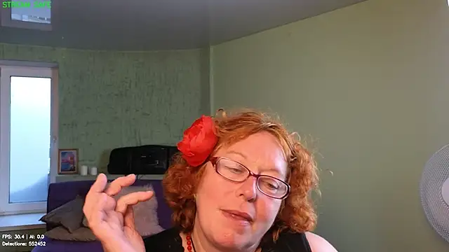 Czat XXX na żywo – Fara_Flutte
