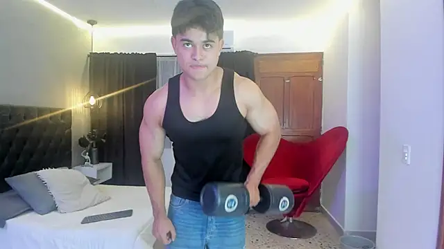 Charlie___Musk: онлайн-секс-чат