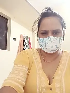 Payal-bhabhi07 élő XXX-chatje
