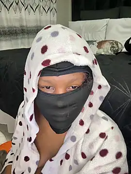 Nicole_bash élő XXX-chatje