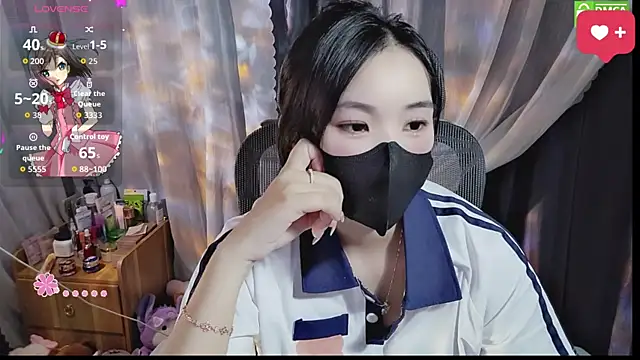 Chatroom XXX en direct de Dully_ana