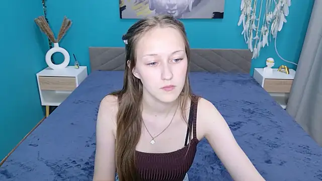 Chat +18 de Calista_Everleig ao vivo