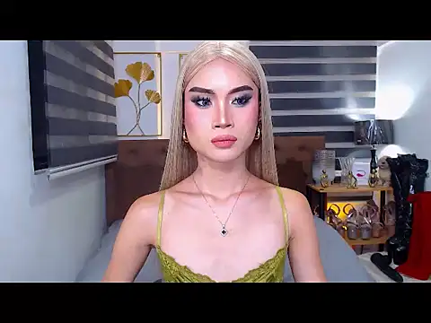 JuicyCockThea Live XXX-Chat